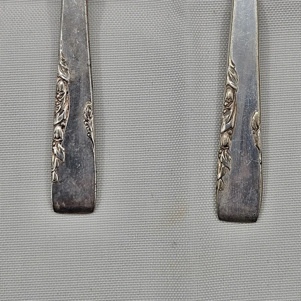 1881 Rogers Vtg Silverplate Feeding Spoon & Fork Set Floral Design Oneida Ltd‎